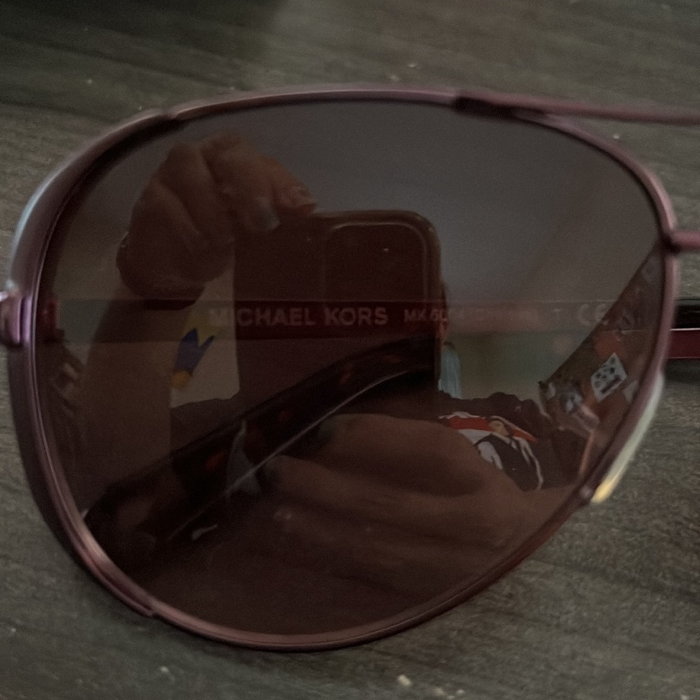 Michael Kors Chelsea Avaitors Plum / Purple - Picture 3 of 5